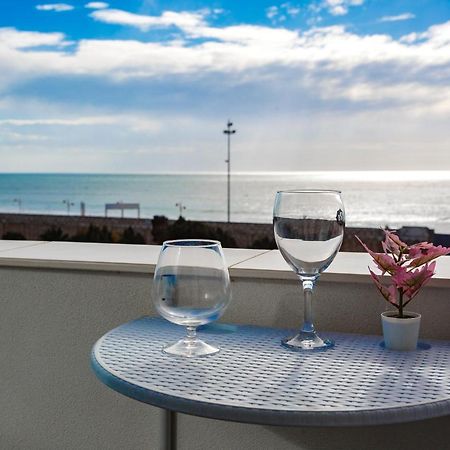 Poseidon Beach Apartment & Parking By Cadiz4Rentals Exteriör bild