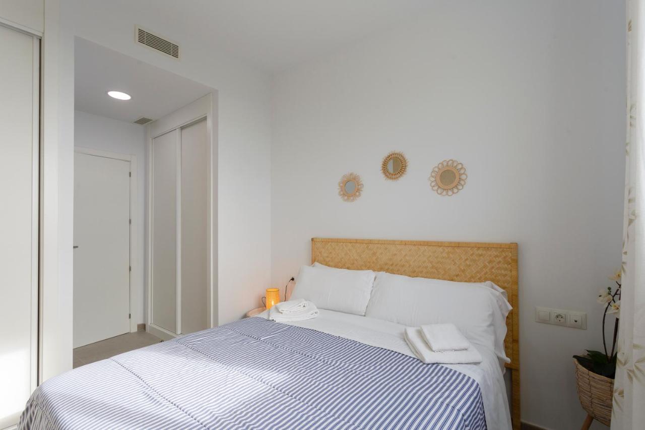 Poseidon Beach Apartment & Parking By Cadiz4Rentals Exteriör bild